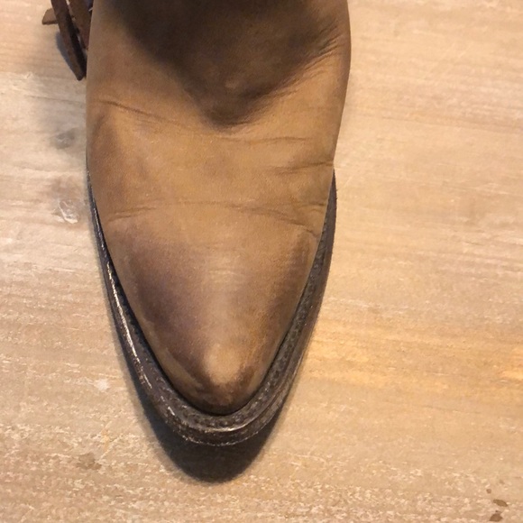 Brown tasseled booties - Picture 3 of 7